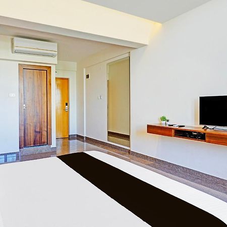 Super Townhouse Oak Electronic City Formerly Hotel Trubell Kammasandra Dış mekan fotoğraf