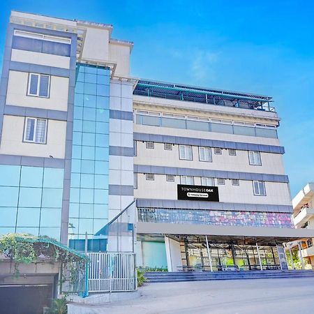 Super Townhouse Oak Electronic City Formerly Hotel Trubell Kammasandra Dış mekan fotoğraf