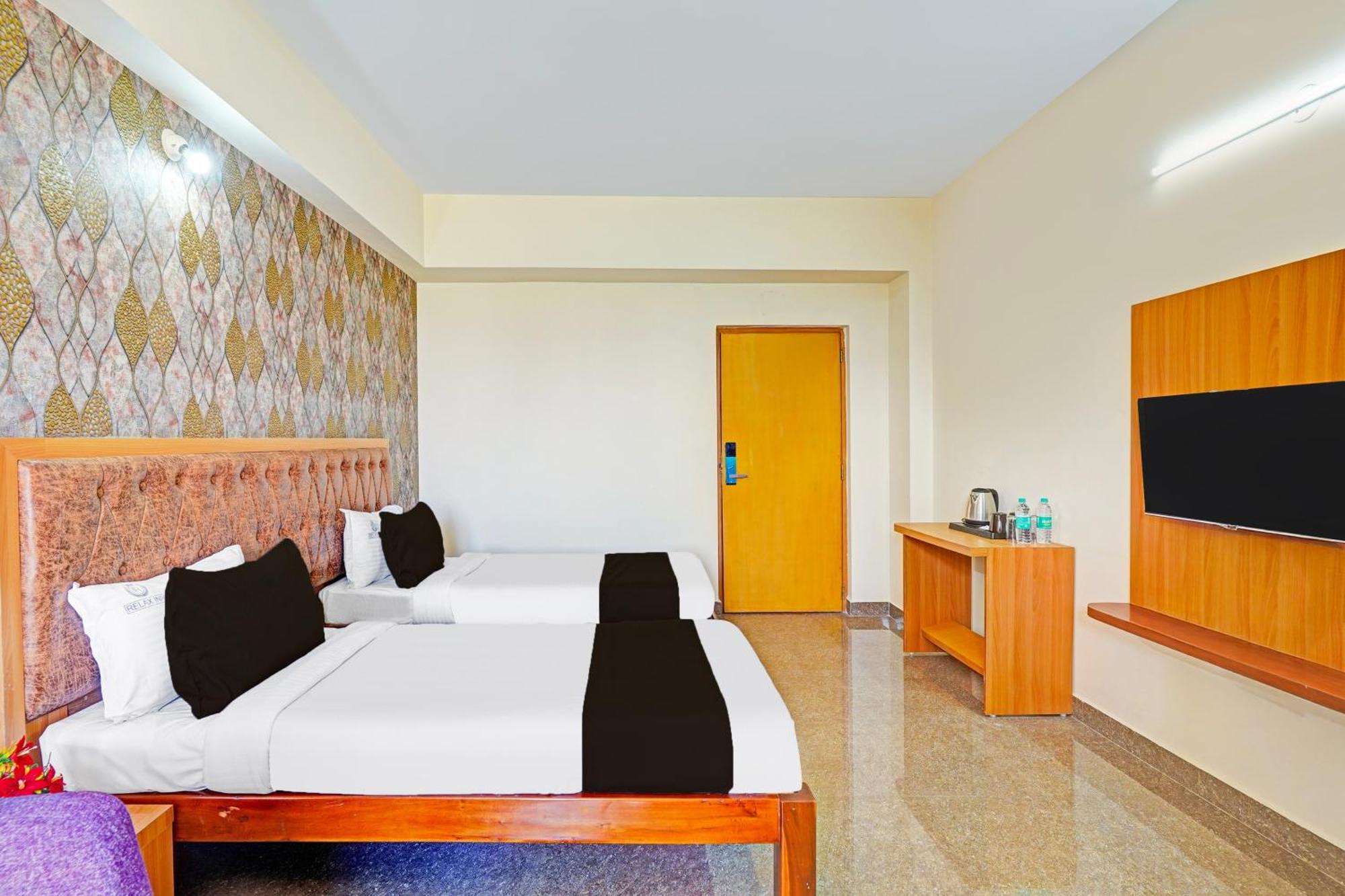 Super Townhouse Oak Electronic City Formerly Hotel Trubell Kammasandra Dış mekan fotoğraf
