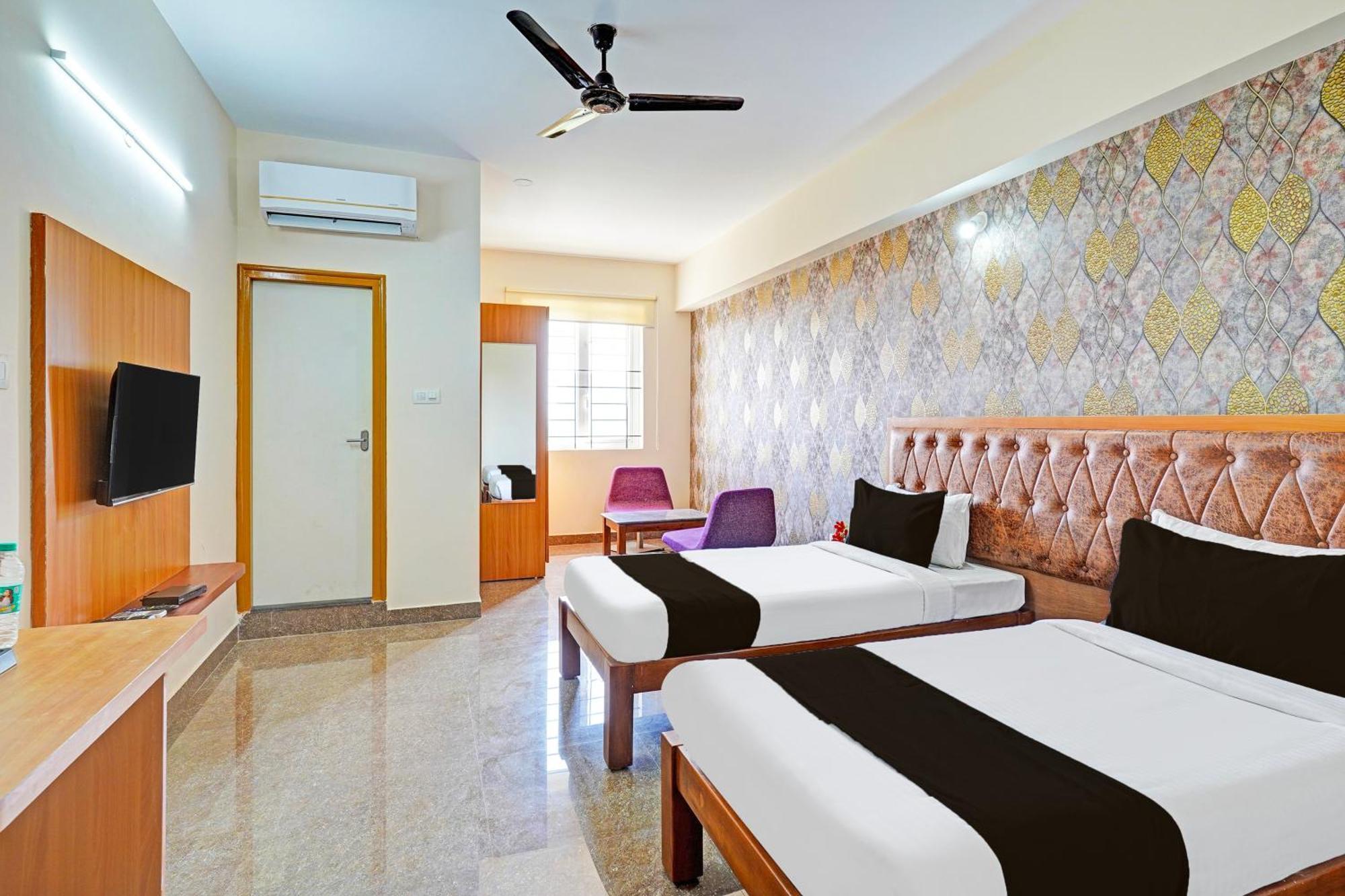 Super Townhouse Oak Electronic City Formerly Hotel Trubell Kammasandra Dış mekan fotoğraf